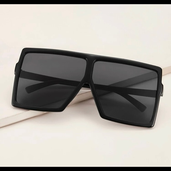 Black Square Shades/ Or Pink Shades - Picture 1 of 2